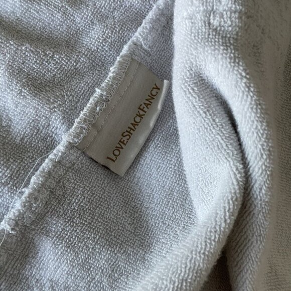 Love Shack Fancy Girls Bath Robe One Size Pink Flowers Soft Cozy Cottage - Picture 7 of 11